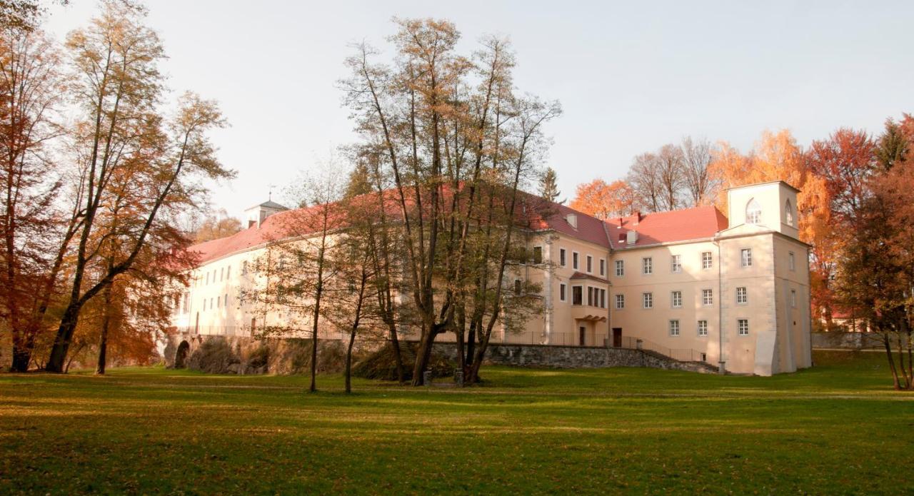 Zamek Na Skale Otel Trzebieszowice Dış mekan fotoğraf