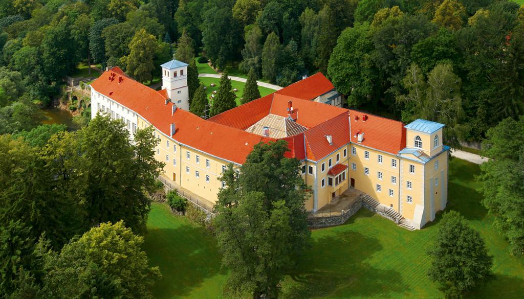 Zamek Na Skale Otel Trzebieszowice Dış mekan fotoğraf